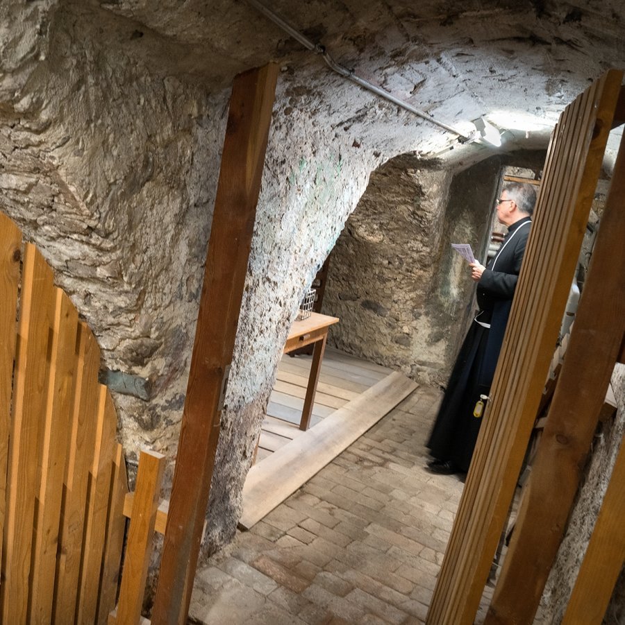 Chanoine - Cave